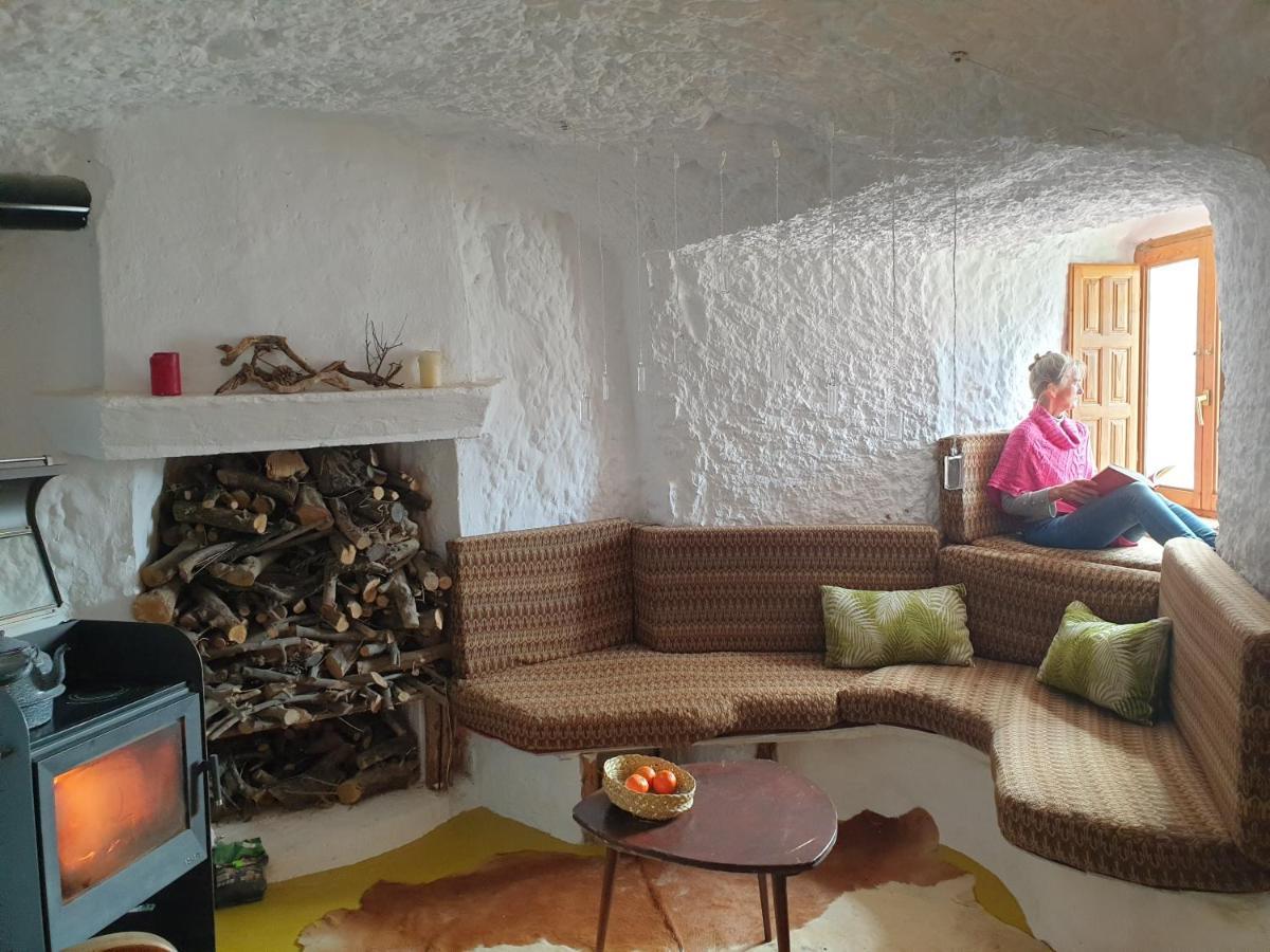 Vila Creatively Designed Cavehouse With Jacuzzi Gorafe Exteriér fotografie