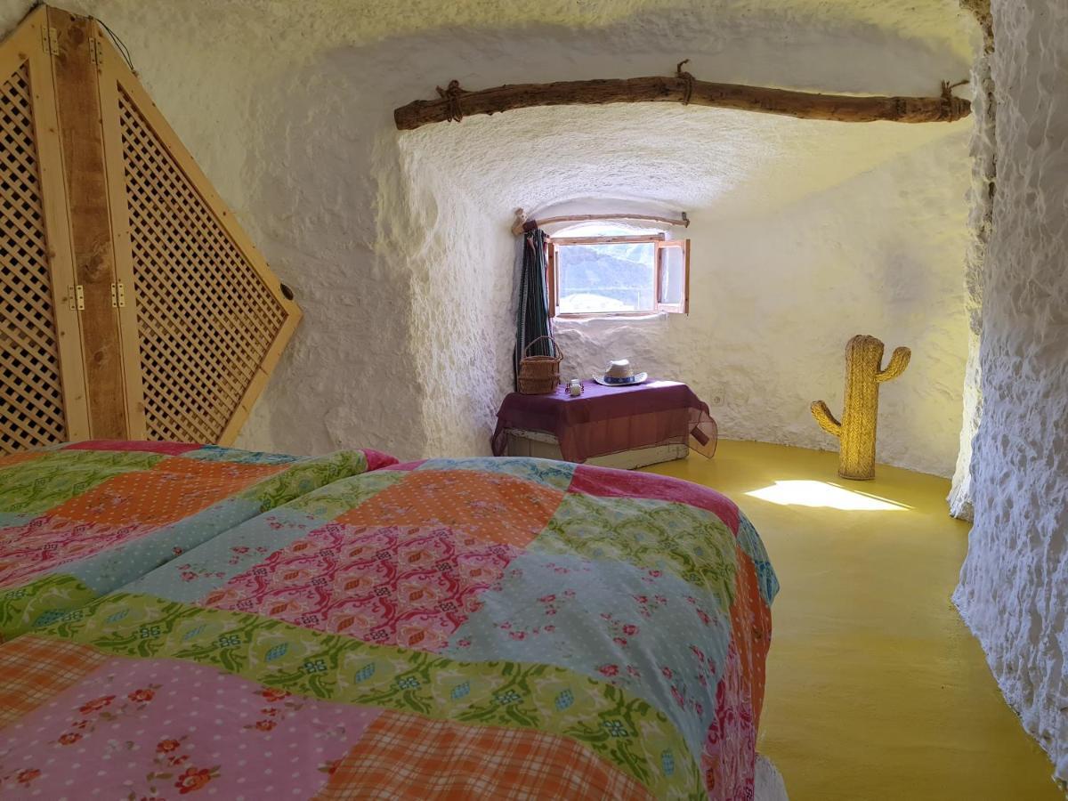 Vila Creatively Designed Cavehouse With Jacuzzi Gorafe Exteriér fotografie