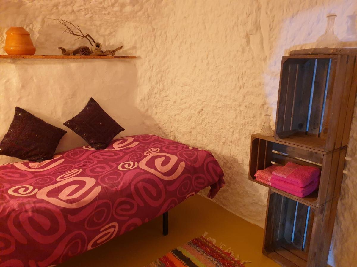Vila Creatively Designed Cavehouse With Jacuzzi Gorafe Exteriér fotografie